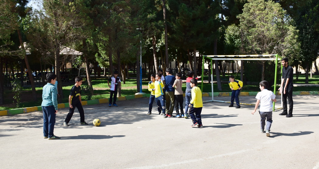  اردوي آغازين پايه پنجم به مركز فرهنگي ورزشي شيخ بهائي