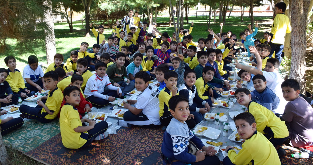 اردوي آغازين پايه چهارم به مركز فرهنگي ورزشي شيخ بهائي