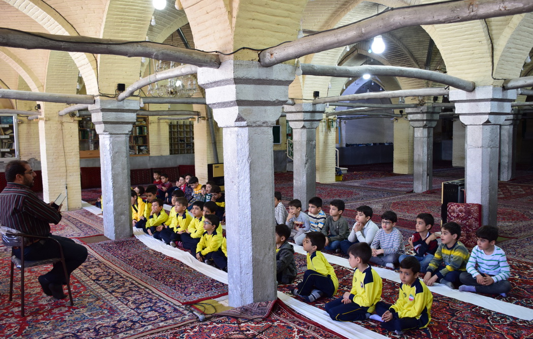 بازديد پايه اول از مسجد رحيم خان
