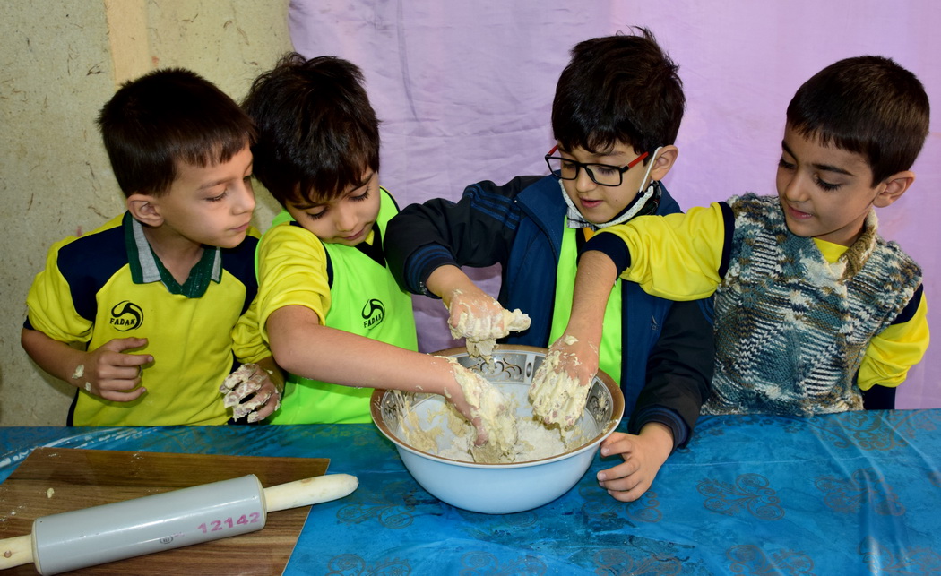 نانوايي دانش آموزان اول غنچه
