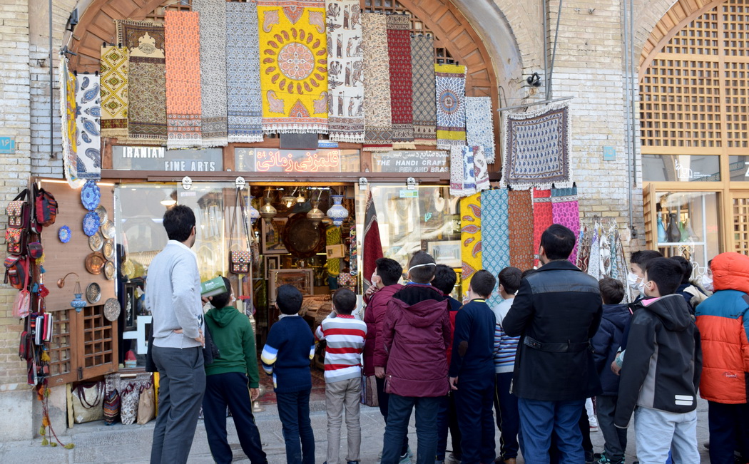 بازديد چهارم ايمان از ميدان نقش جهان