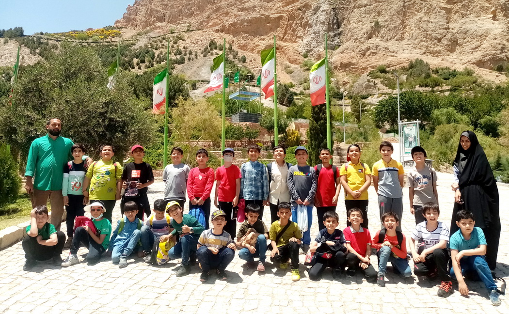 اردوی دانش آموزانه پایه دوم به کوه صفه	