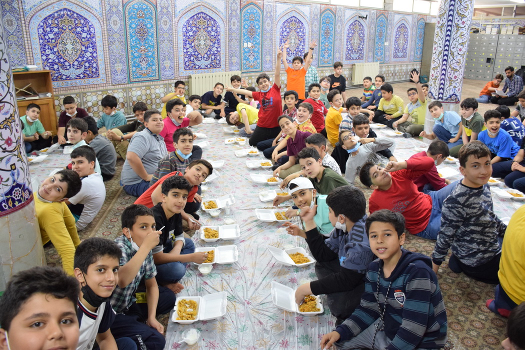 اردوی شبی در مدرسه گلاب گیری ، مشهداردهال، غار نخجیر-پایه پنجم