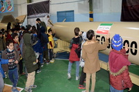 بازدید دانش آموزان دوره اول از نمایشگاه هوا فضا