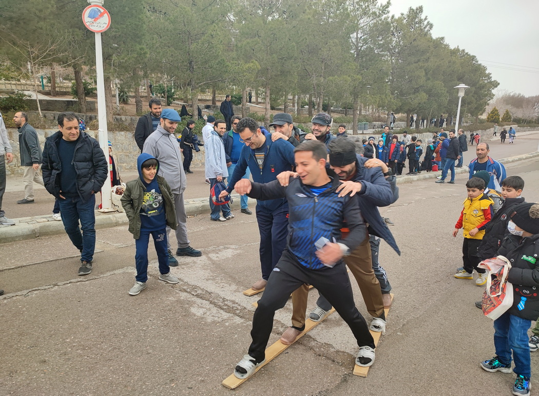 کوه گشت پدر وپسری دانش آموزان دوره اول(1)