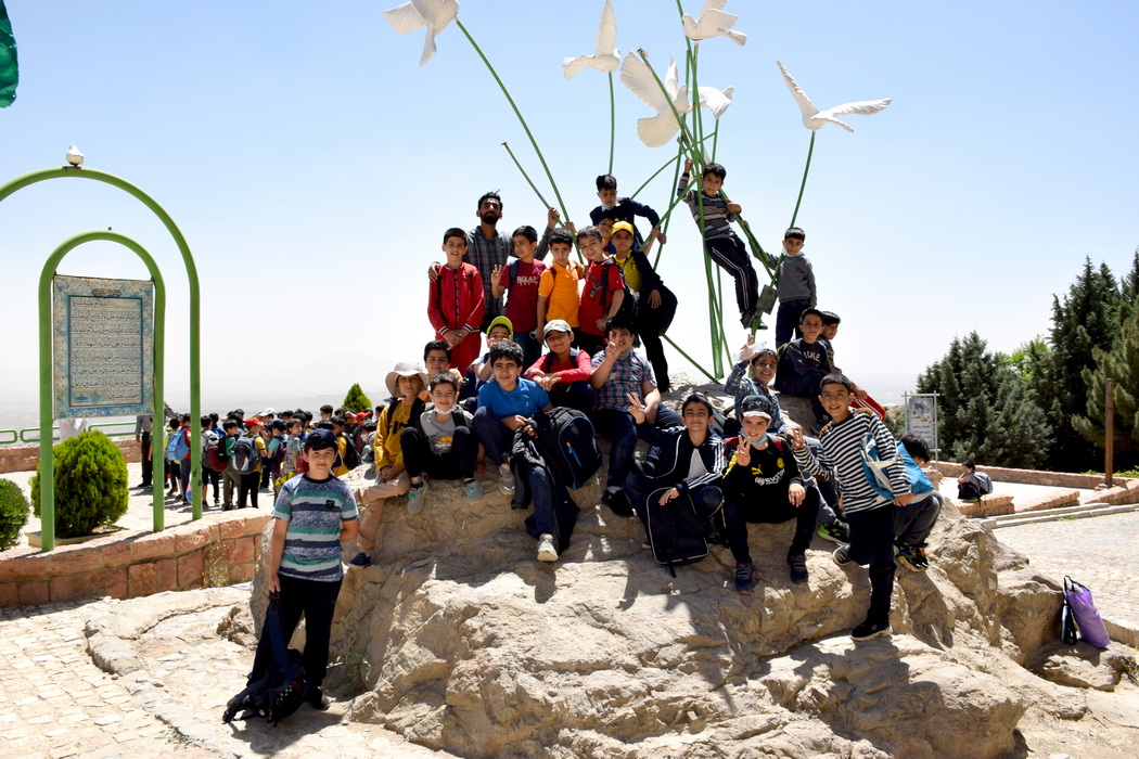 اردوی دانش آموزانه پایه سوم به کوه صفه